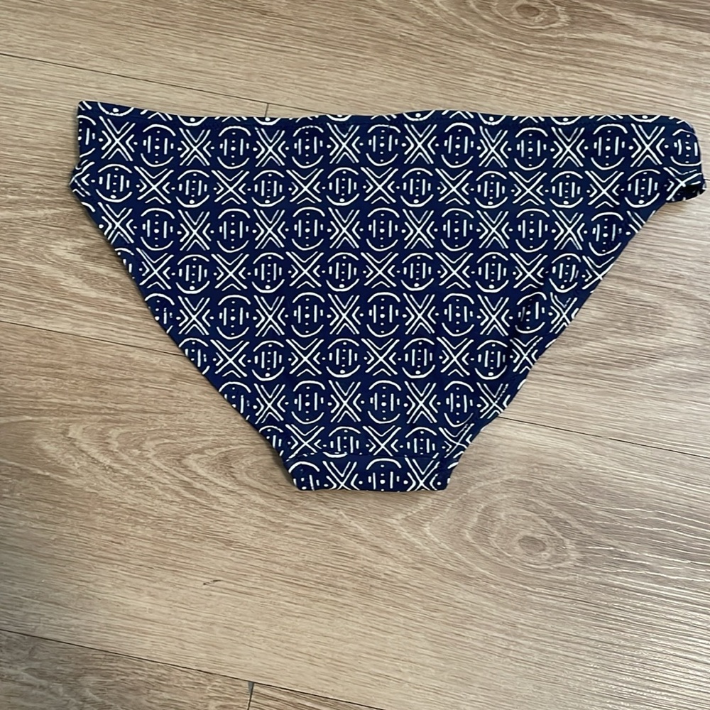 Aerie swim bottom - Picture 2 of 3